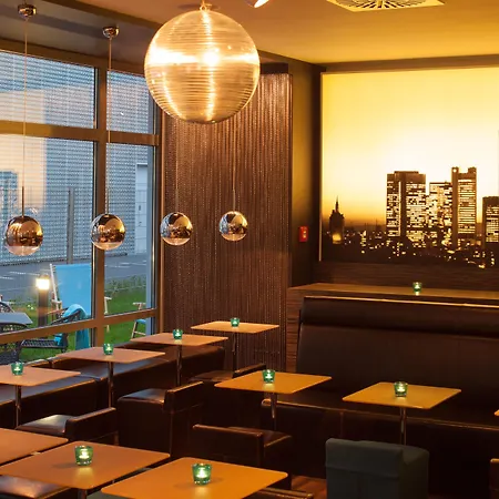Motel One Frankfurt-East Side