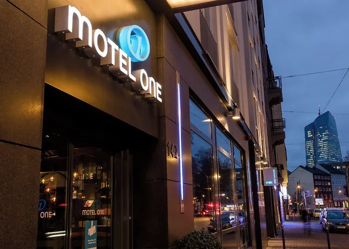 One Frankfurt-east Side Hotel 3*