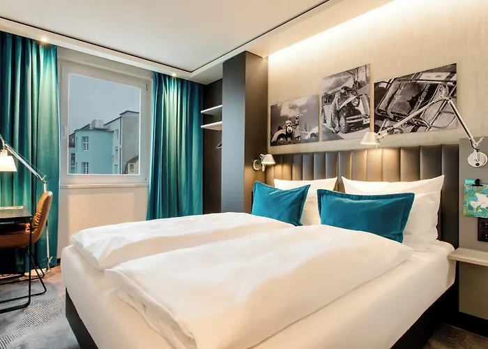 One Frankfurt-east Side Hotel 3*