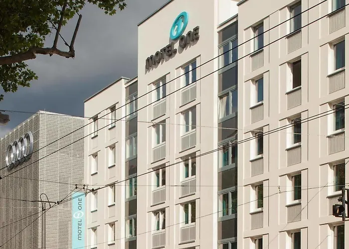 One Frankfurt-east Side 3*